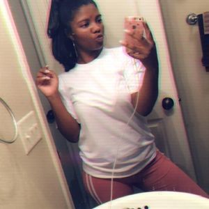 Meet your Posher, Jasmine